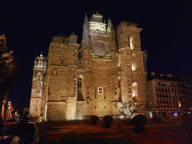 Cathédrale vue de nuit