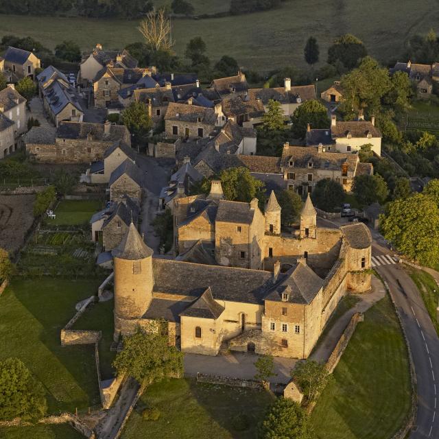 Château d'Onet-village