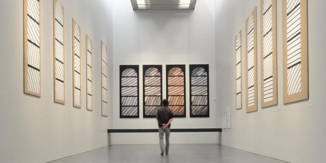 Salle de préparation aux vitraux de Conques au musée Soulages de Rodez