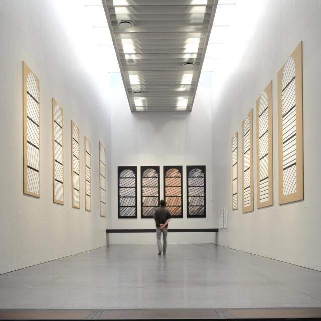 Salle de préparation aux vitraux de Conques au musée Soulages de Rodez