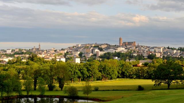 Vue de Rodez depuis le golf