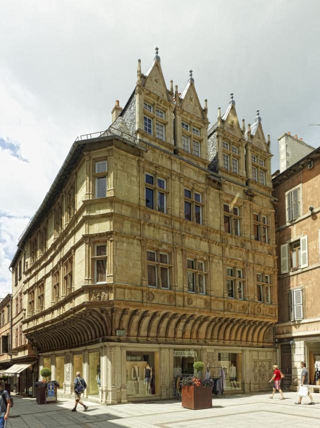 Place de l'Olmet à Rodez