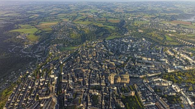 Vue panoramique de Rodez et son agglomération