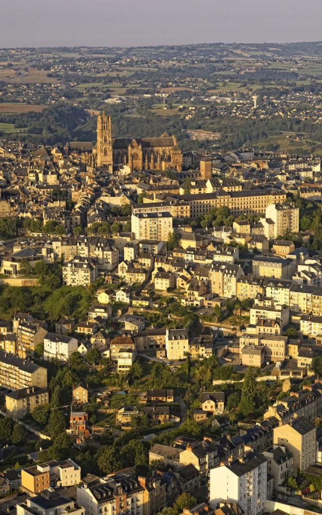 Vue panoramique de Rodez et les alentours