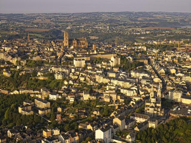 Vue panoramique de Rodez et les alentours