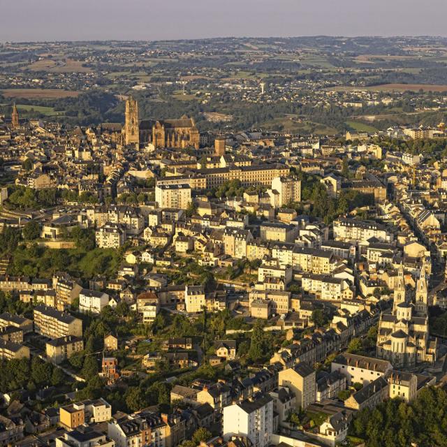 Vue panoramique de Rodez et les alentours