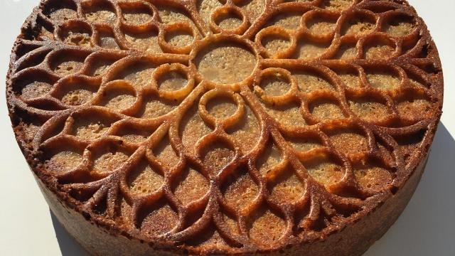 Emblème culinaire de Rodez : le gâteau La Mandarelle