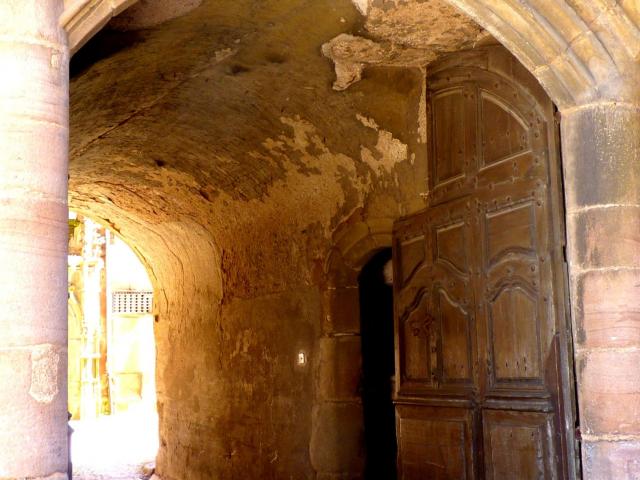 Passage pavé vers la cour de la maison de Benoit de Rodez