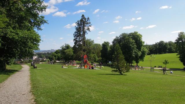 Parc de jeux pour enfants au Domaine de Vabre