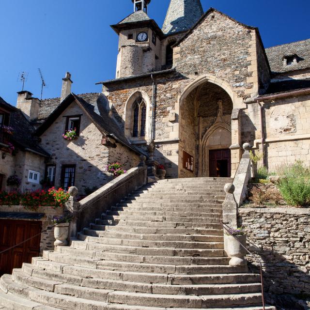 Eglise du village d'Estaing