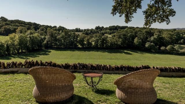 Loveuses face à la nature au Château de Labro