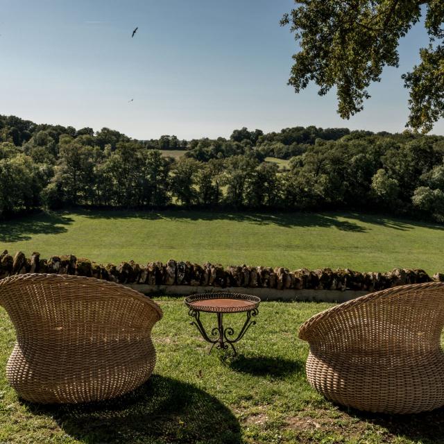 Loveuses face à la nature au Château de Labro