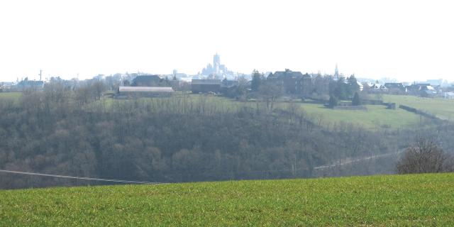 Vue sur la cathédrale depuis Olemps