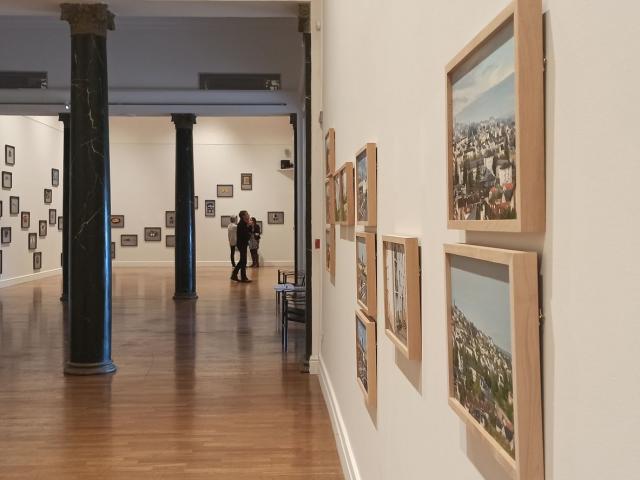 Exposition d'Edith Roux au musée Denys-Puech