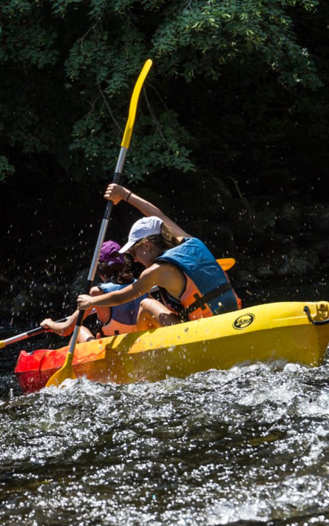 Canoë avec Vert Tea Jeu