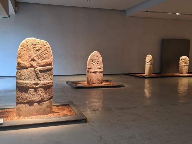 Les statues-menhirs du musée Fenaille