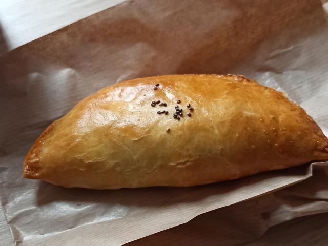 Empanada de chez Mirel, sur son sachet en papier