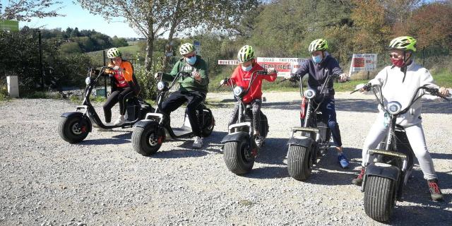 Trottinettes avec Vent de Liberté à Combelles