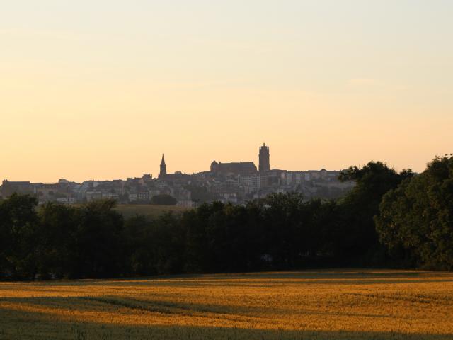 Rodez depuis les champs