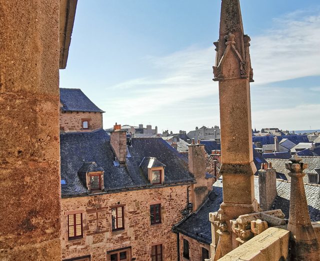 Vue depuis les planètes sur la Maison Benoît