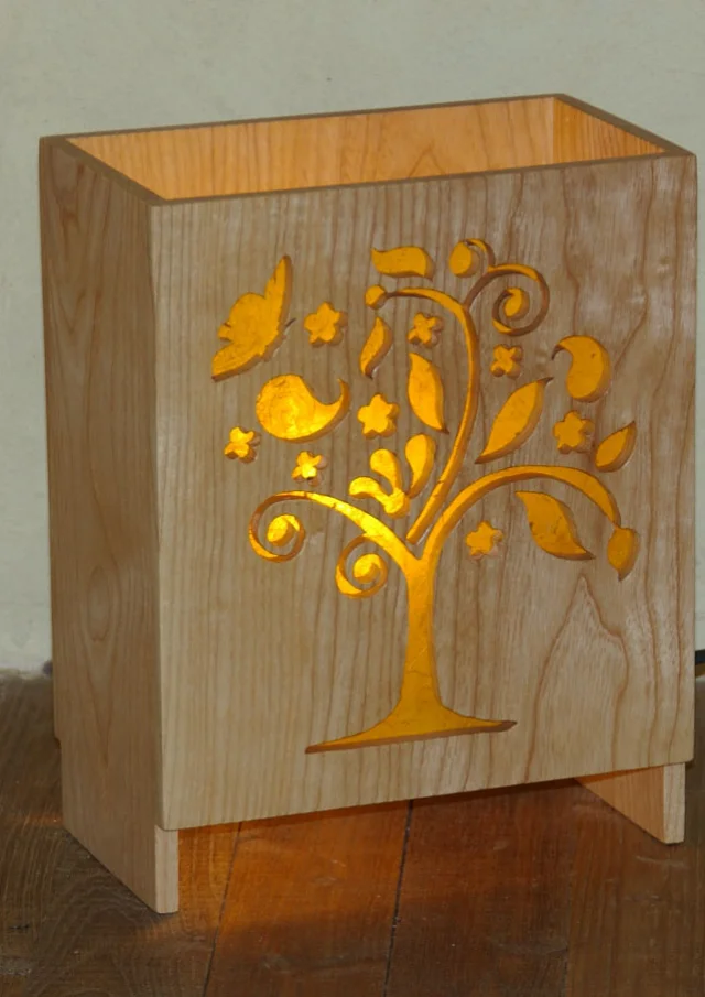 Lampe Arbre Printanier créée par l'atelier Tutti Colori